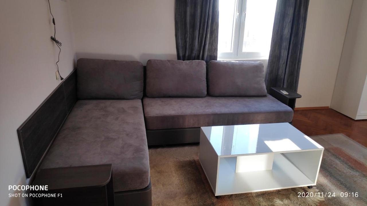 Unique Location Apartment With Parking Burgas City Exterior foto