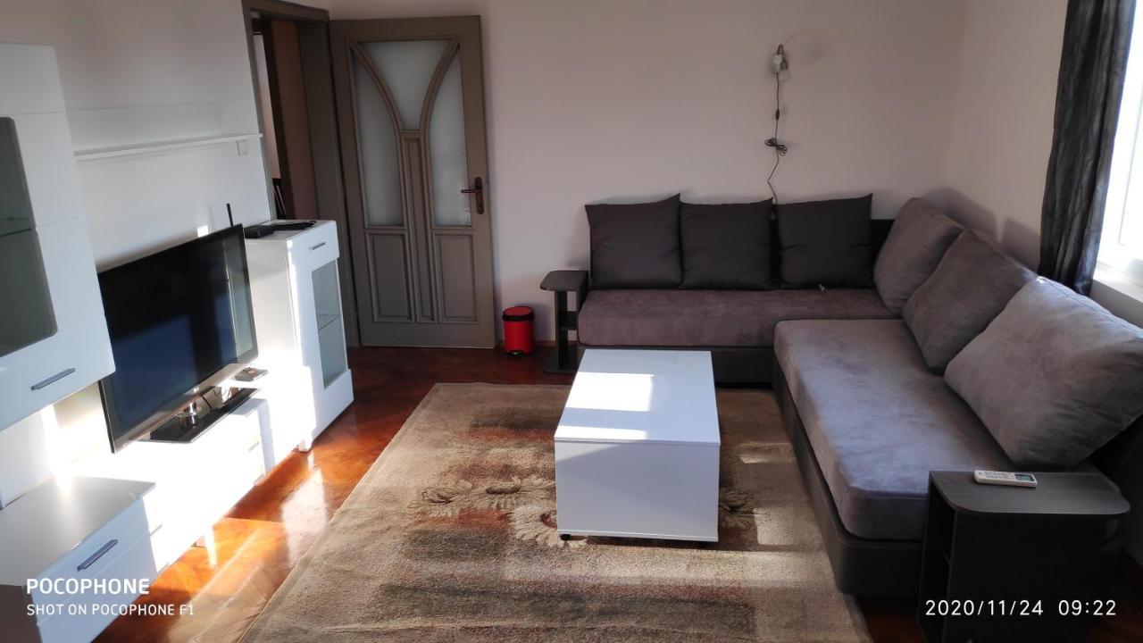 Unique Location Apartment With Parking Burgas City Exterior foto