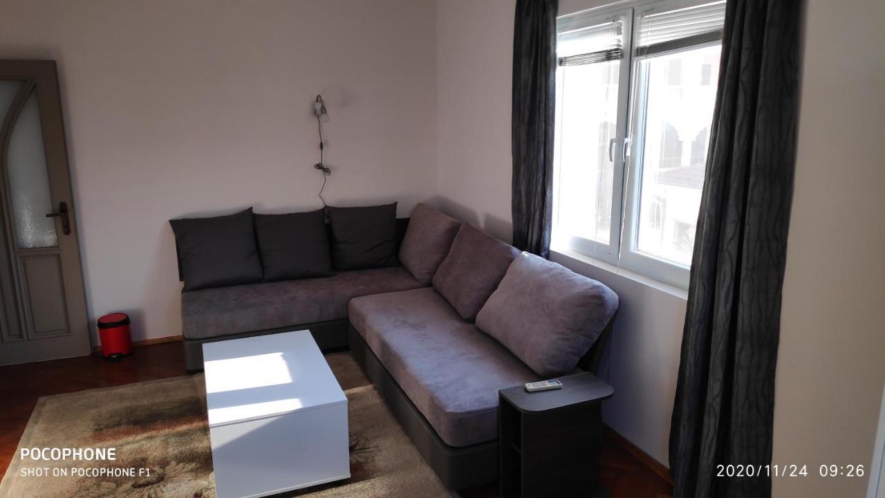 Unique Location Apartment With Parking Burgas City Exterior foto