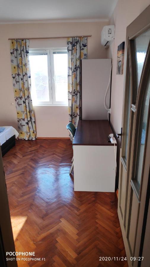 Unique Location Apartment With Parking Burgas City Exterior foto